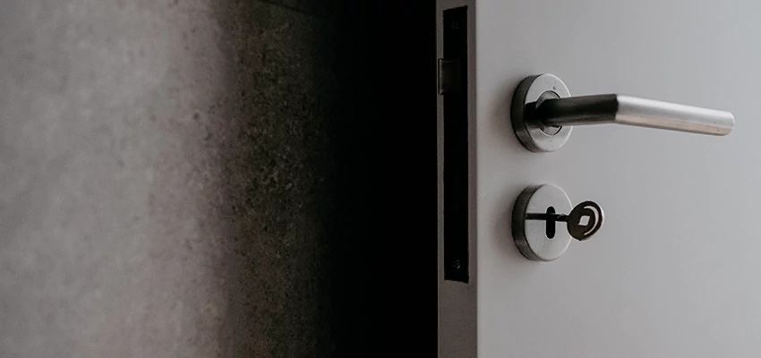 Front Door Handle Repair And Installation in Cathedral City, CA