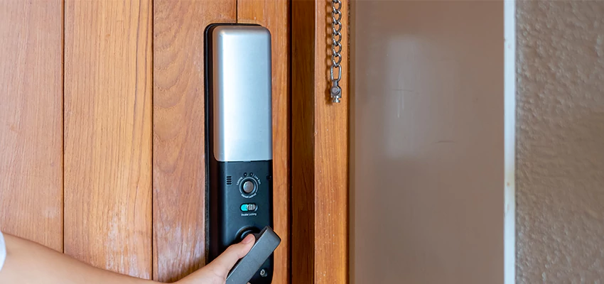 Home Security Electronic Locks Upgrades in Cathedral City, CA